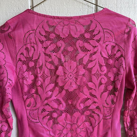 Free People NWT Wild Roses Lace Long Sleeve Top Very Berry Mauve Size M - Picture 6 of 9